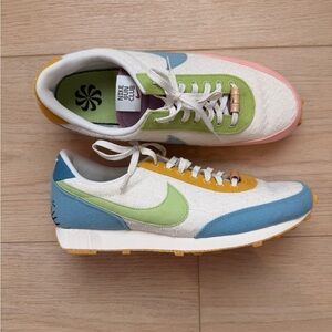 Nike Retro Daybreak-Style Sneakers — Women’s 10 — Blue/Green/Pink/Yellow